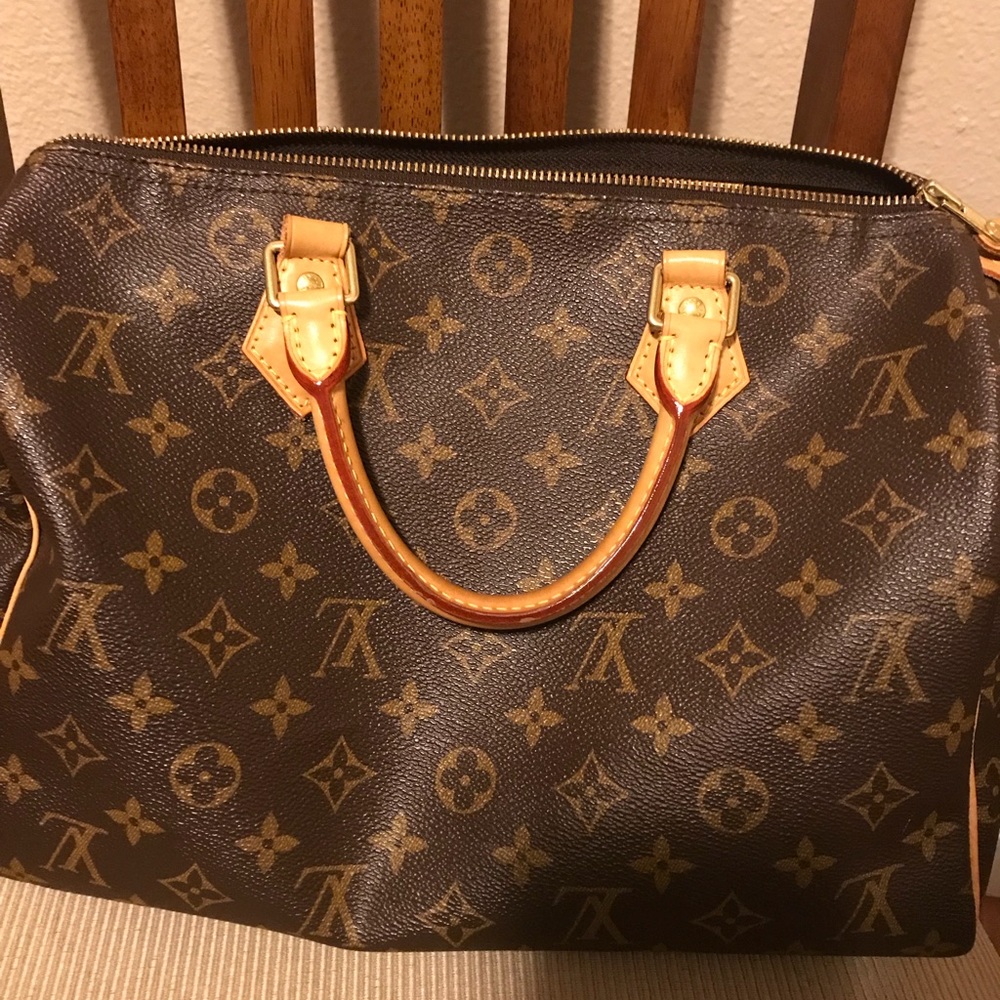 LV Speed 30 Monogram.
